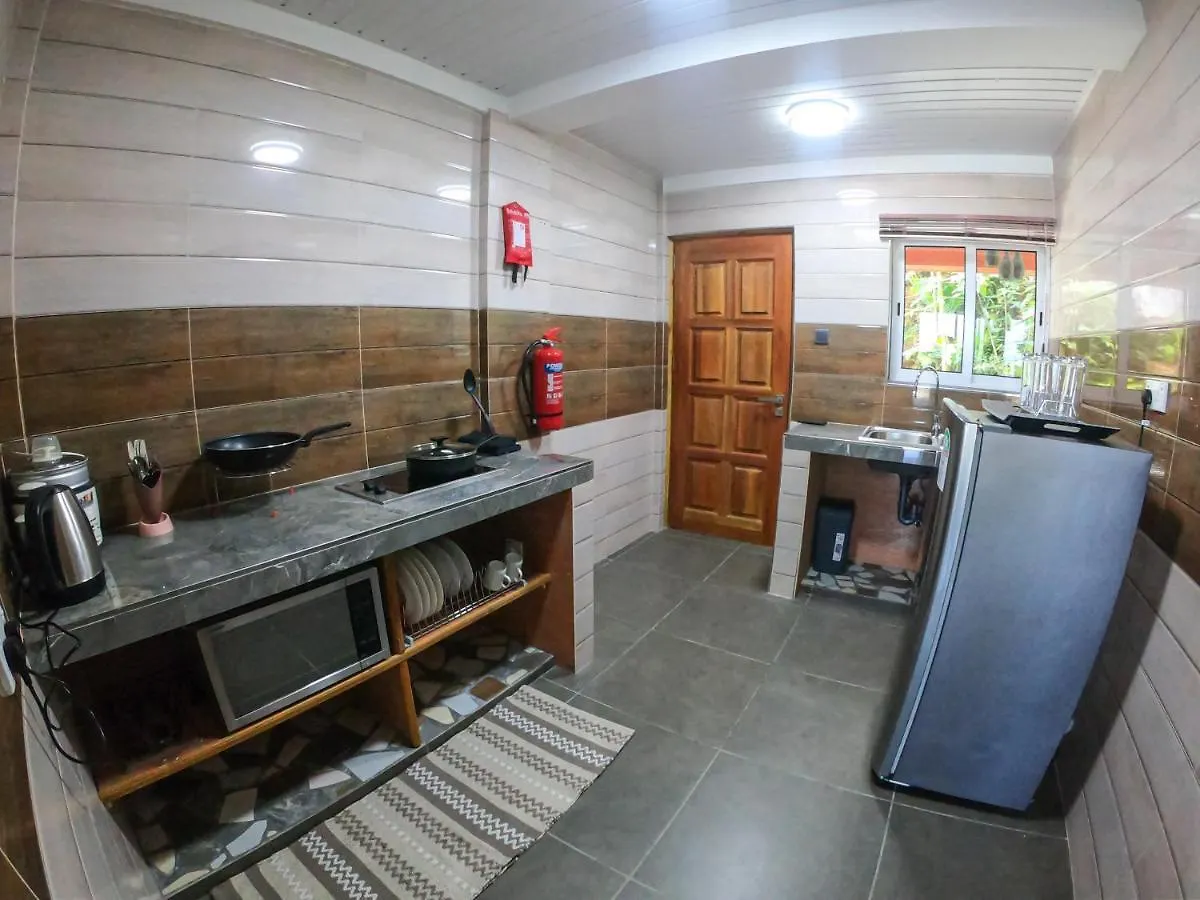 Auguste Holiday Residence Anse Etoile Apartment